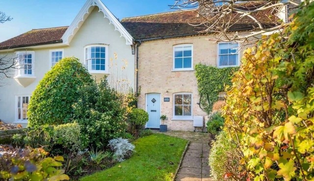 3 Lower Falkland Cottage, Long Melford