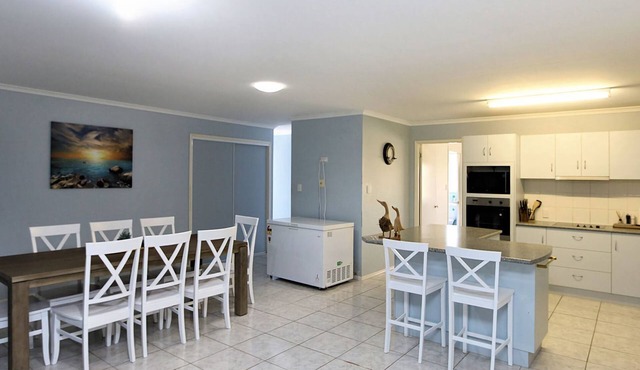 3 McGowan Street Burnett Heads