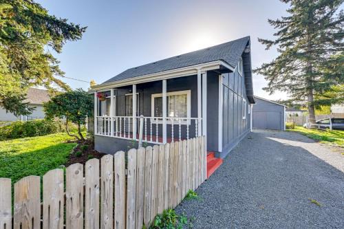 3 Mi to Auburn Station! Commuter-Friendly Home