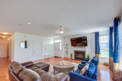 3 Mi to Beach Ocean View Getaway with Pool Access