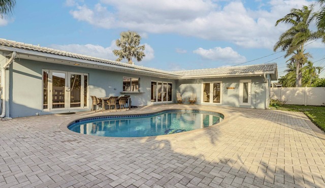 3 Mi to Beach! Poolside Escape in Fort Lauderdale