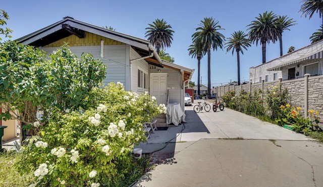 3 Mi to Beaches: Low-Key San Pedro Rental!
