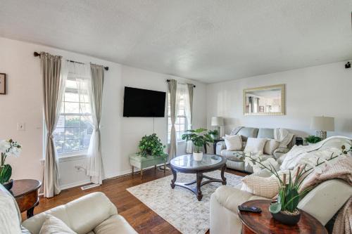 3 Mi to Diamond Ballroom: Home w/Fenced Yard!