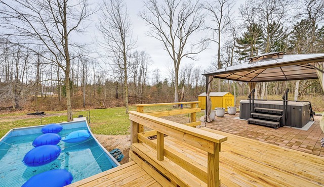 3 Mi to Dtwn: Family-Friendly Home in South Haven!