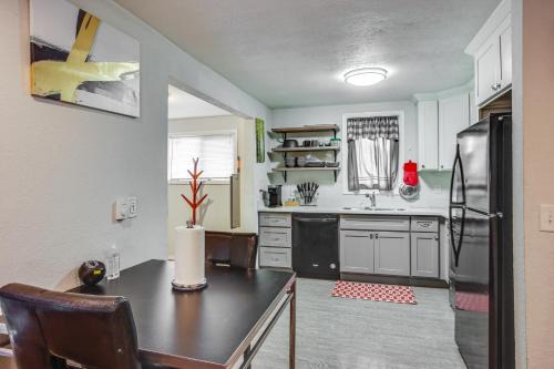 3 Mi to Dtwn Tacoma Pet-Friendly Home