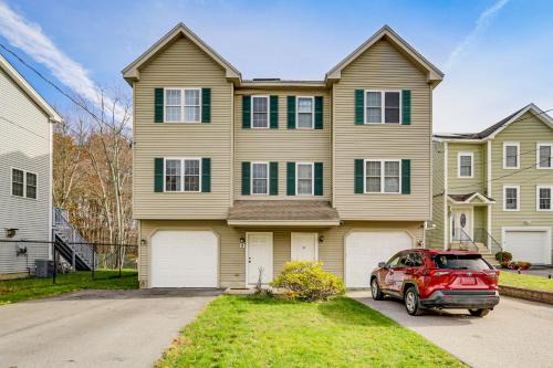 3 Mi to Dtwn Worcester! Spacious 2-Story Townhome!