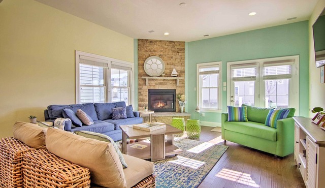 3 Mi to Fenwick Island Beach: Luxe Bungalow