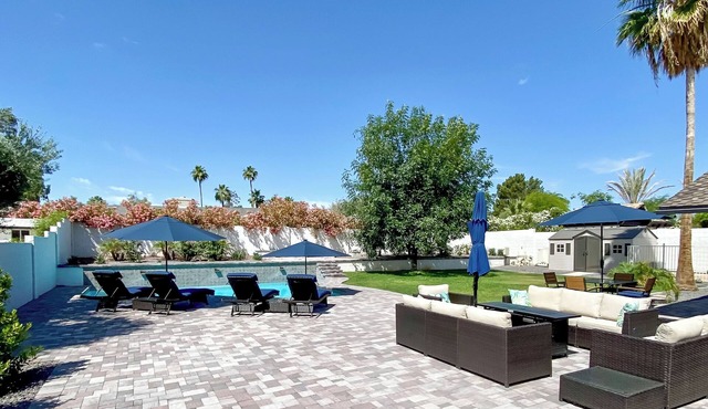 3 Mi to Kierland! Luxe Desert Home w/Heated Pool