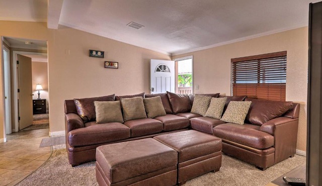 3 Mi to Lake Powell: Page Home w/Patio & BBQ