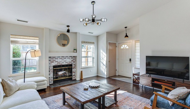 3 Mi to Lake Wilderness: Charming Family Home!