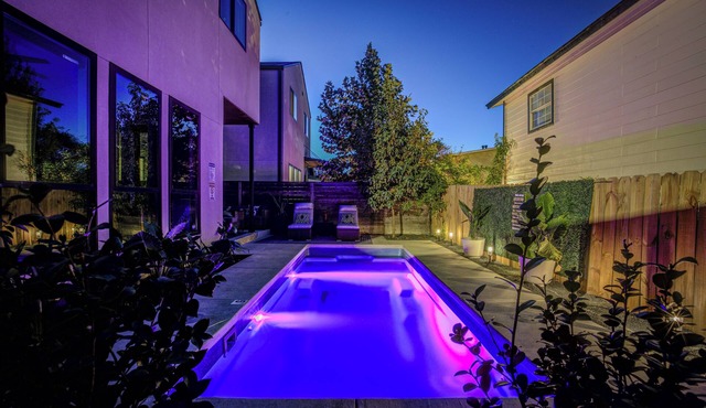 3 Mi to San Antonio River Walk: Gem w/Heated Pool
