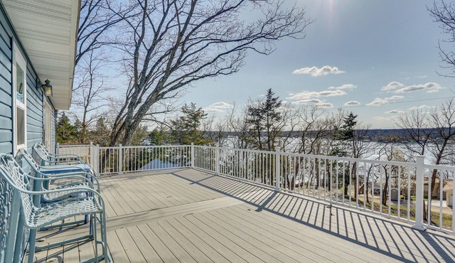 3 Mi to the Lake: Rocky Mount Home w/Water Views!