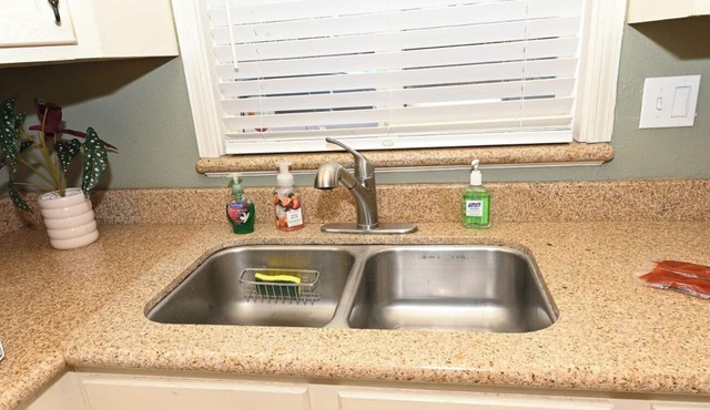 3 min County Fair ~ 9 min Water Park ~ Bowling