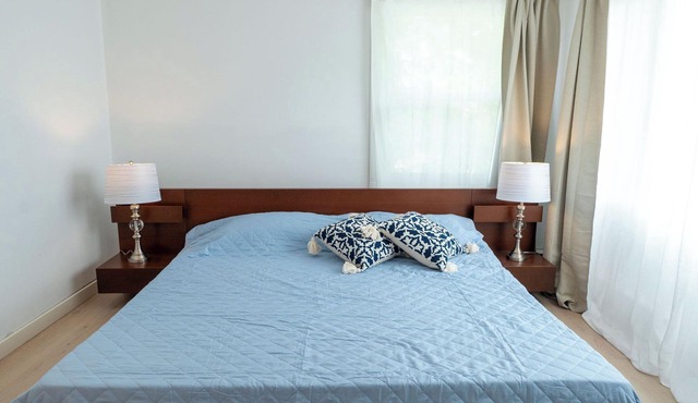 3 min from Ferry to Old Quebec Central Cosy 3-bedroom Levis Centre