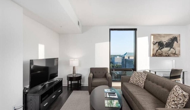 3 min from Lake Newport | Pet-friendly | near Dulles Airport
