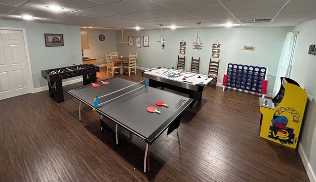 3 Min To Beautiful Norris Lake & Huge Game Room. Vacationrentalnorrislake.com
