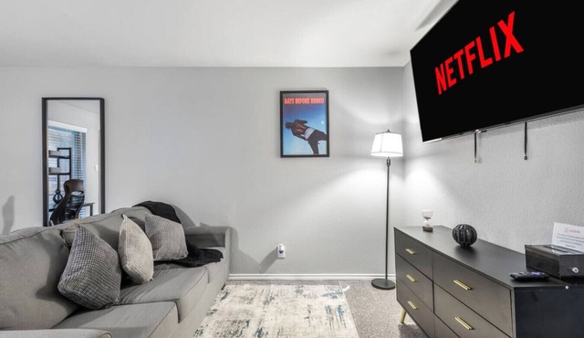 3 Min Walk to AT&T | 1BR | Parking + Pets + Gym