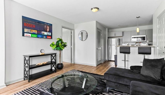 3 mins from Arsenal/Bridge Street