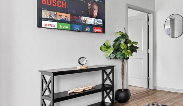 3 mins from Redstone Arsenal.