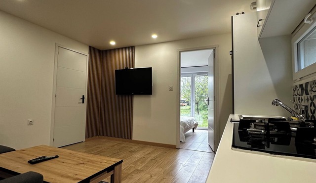 3 minutes from the freeway, fully renovated, ideal for families, 6 people