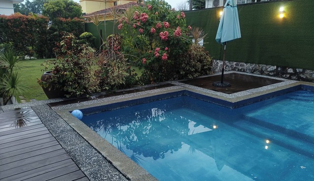 3 Minutes to the Teluk Kemang Beach