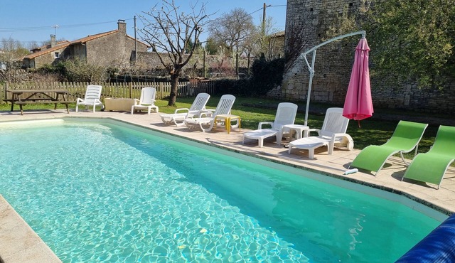 3 Peaceful Country Gites - Sleeps 16 with 2 Wood-Fired Hot Tubs & Swimming Pool