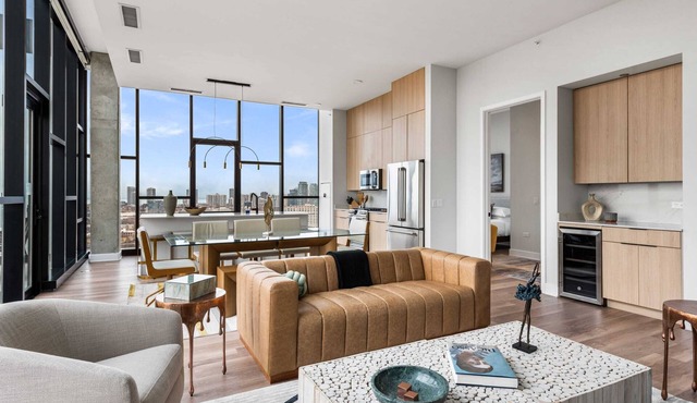 3 Penthouses, 1 Floor, Group Stay, Sleeps 21