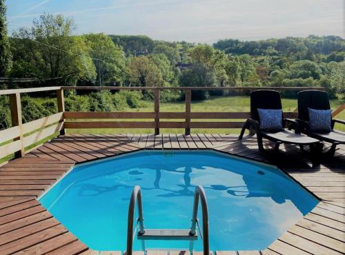 3 PRIVATE POOL with Stunning Views!