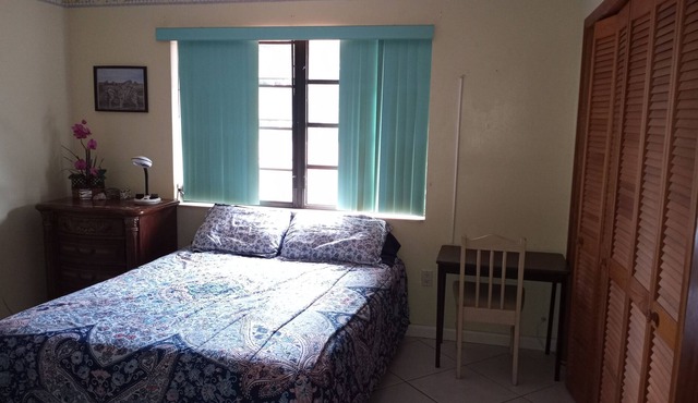 #3 Private Room with Queen bed & pool, kitchen terrace