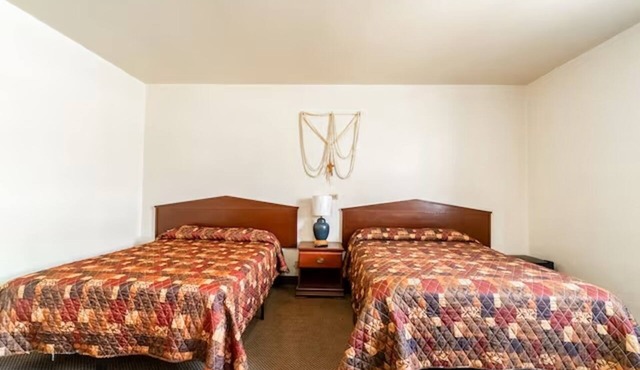3 Relaxing Rooms near Downtown Brownsville | Gladys Porter Zoo - 1.3 miles away