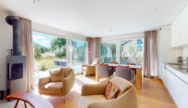 3-room apartment on the ground floor with direct access to the garden (Meadow is