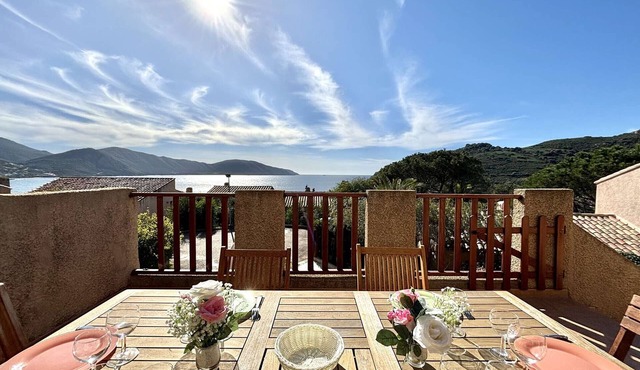 3-room apartment 450m from the beach with AC and parking