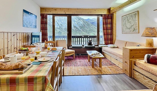 3-room apartment, 8 people, ski-in, near shops in Tignes