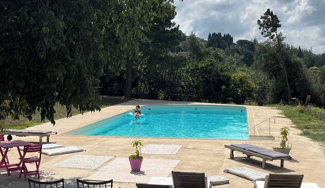 3-room apartment on 1st floor of a "bastide grassoise" in a private estate with swimming pool