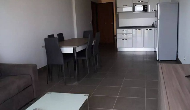 3-room apartment sleeps 6 (4 adults + 2 children)