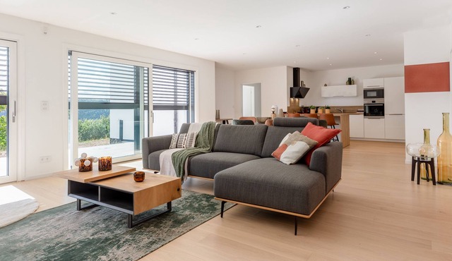 3 room apartment, stylish, fully furnished and equipped (Grand Rocher)