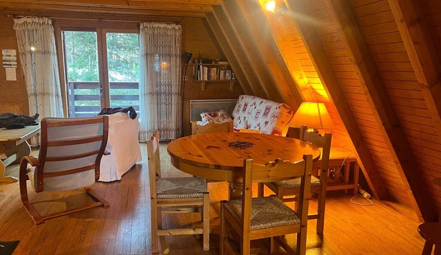 3-Room Chalet with Terrace and Free Parking