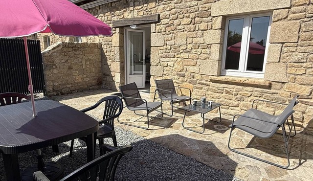 3-room gîte in the countryside 5 minutes from the beaches of Saint Cast le Guildo and 3 minutes from the.