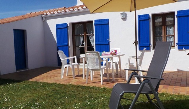 3-room house with garden, near the beach in Noirmoutier