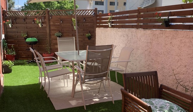 3 rooms and private courtyard 5 minutes from the thermal baths and La Mongie Pic Du Midi shuttle service