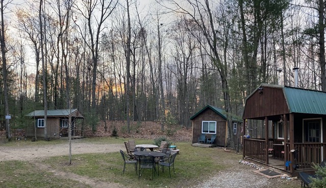 3 rustic cabins on 2.5 acres, your own little camp at the end of a private drive