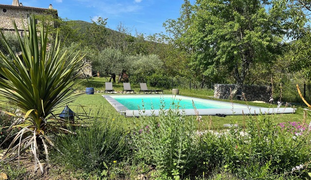 3-star rated 3-4-person gite in an atypical Cévenole building.