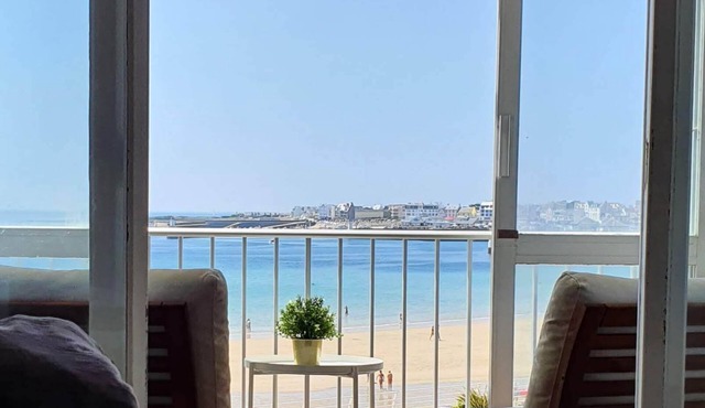 3-star apartment with breathtaking sea view