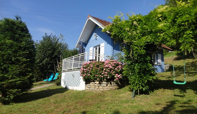 3-star gîte, green setting, close to shops, free WiFi