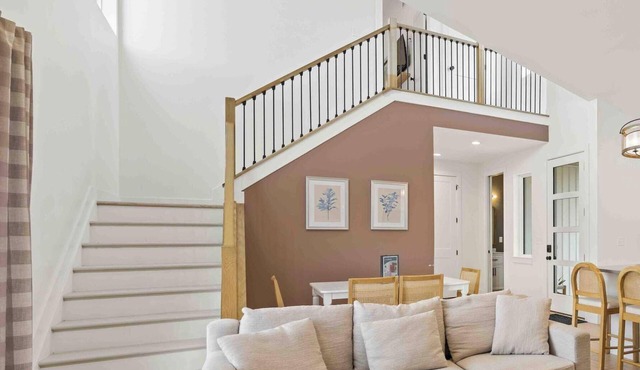 3-story home for 12 Near Ark w/Hot Tub & Parking!