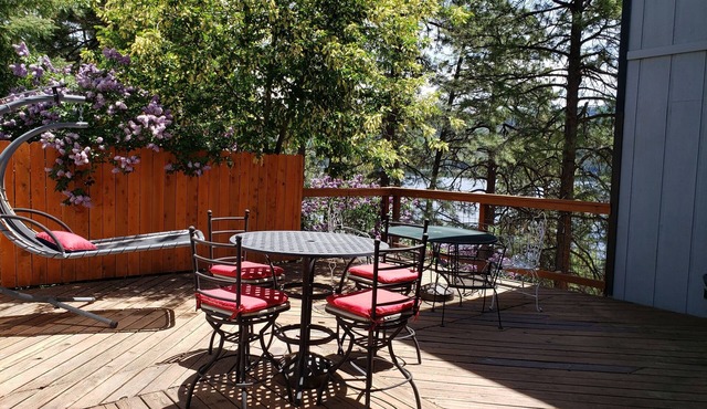 3-story house with decks overlooking the lake. Great for a reunion or getaway!