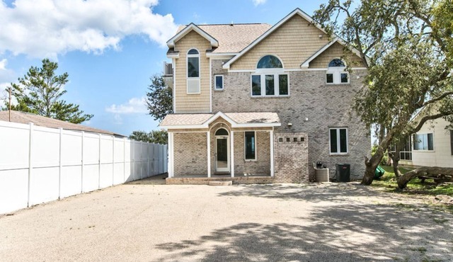 3-Story Oceanfront Home on St. Teresa Beach | 2 outdoor showers, 2 kitchens