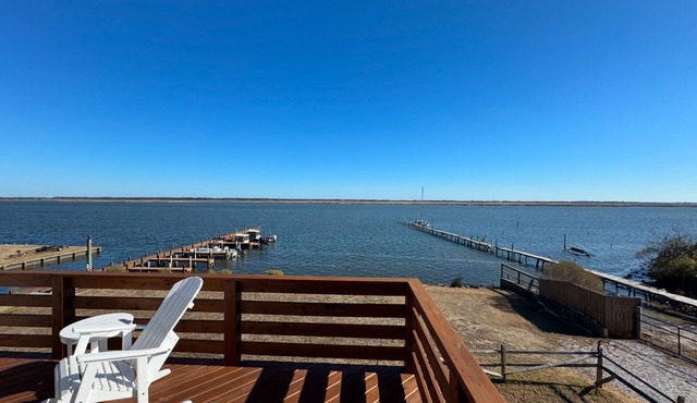 3-StoryHome w/BoatDock,3Bed,3.5Bath, 2Space Garage