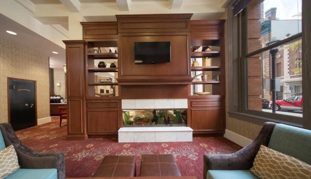 3 Suites with Kitchen in Historical Building Near Baltimore Convention Center