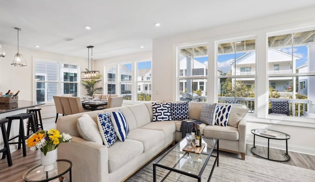 3 Talon CT @ Fish Haul Beach | FREE Heated Pool | Walk to Beach | Pet-Friendly